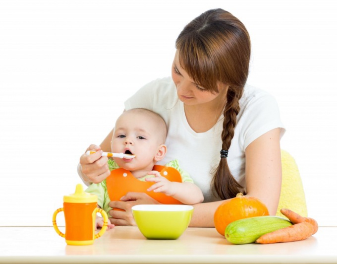 Purée de courgettes pour bébés - savoureuse et saine 