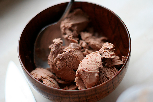 Glace chocolat croustillante