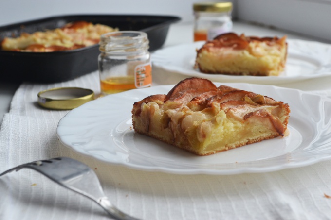 Comment préparer une tarte au biscuit aux pommes et au miel