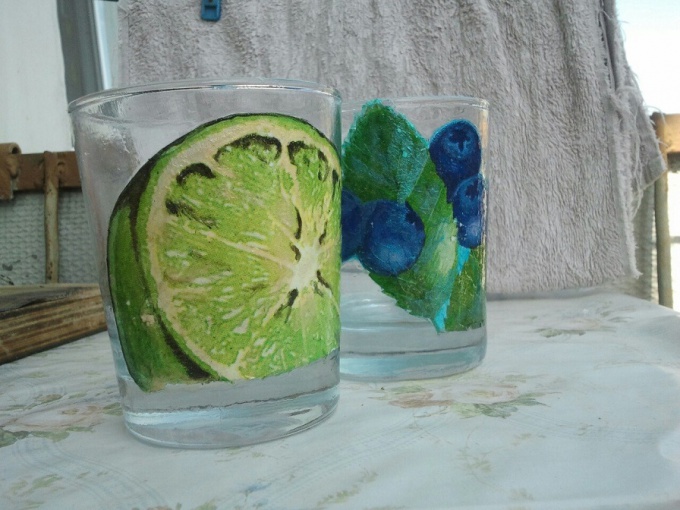 Decoupage sur un verre