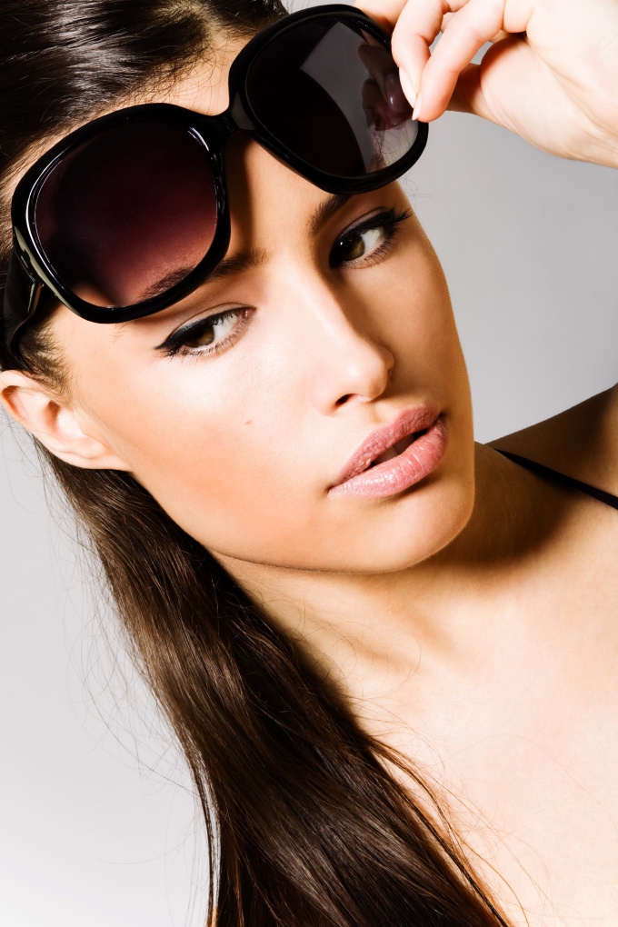 Lunettes de soleil pour femmes: Tendances d'été 2014 