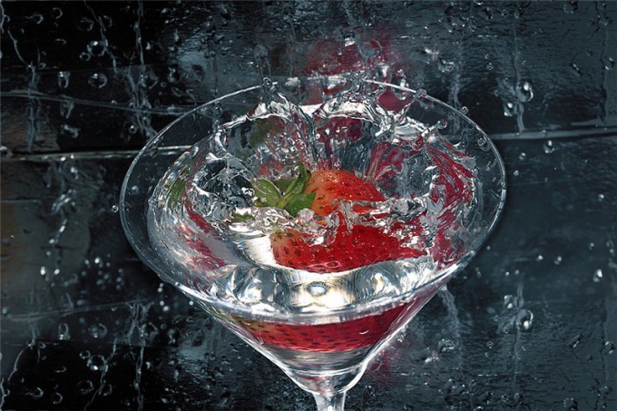 Comment préparer un cocktail de champagne avec des fraises