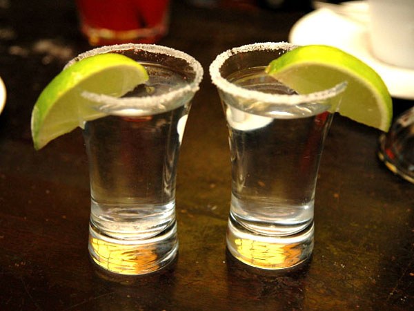 Astuce 1: Choisissez un cadeau: un ensemble pour tequila