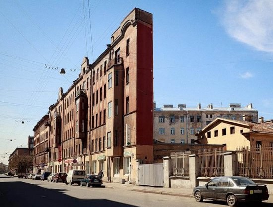 Maison-mur célèbre sur Borovoy